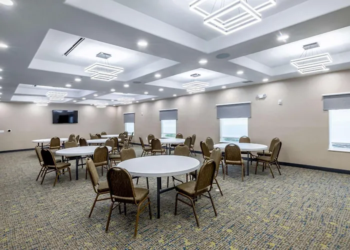 Hampton Inn & Suites Cleburne