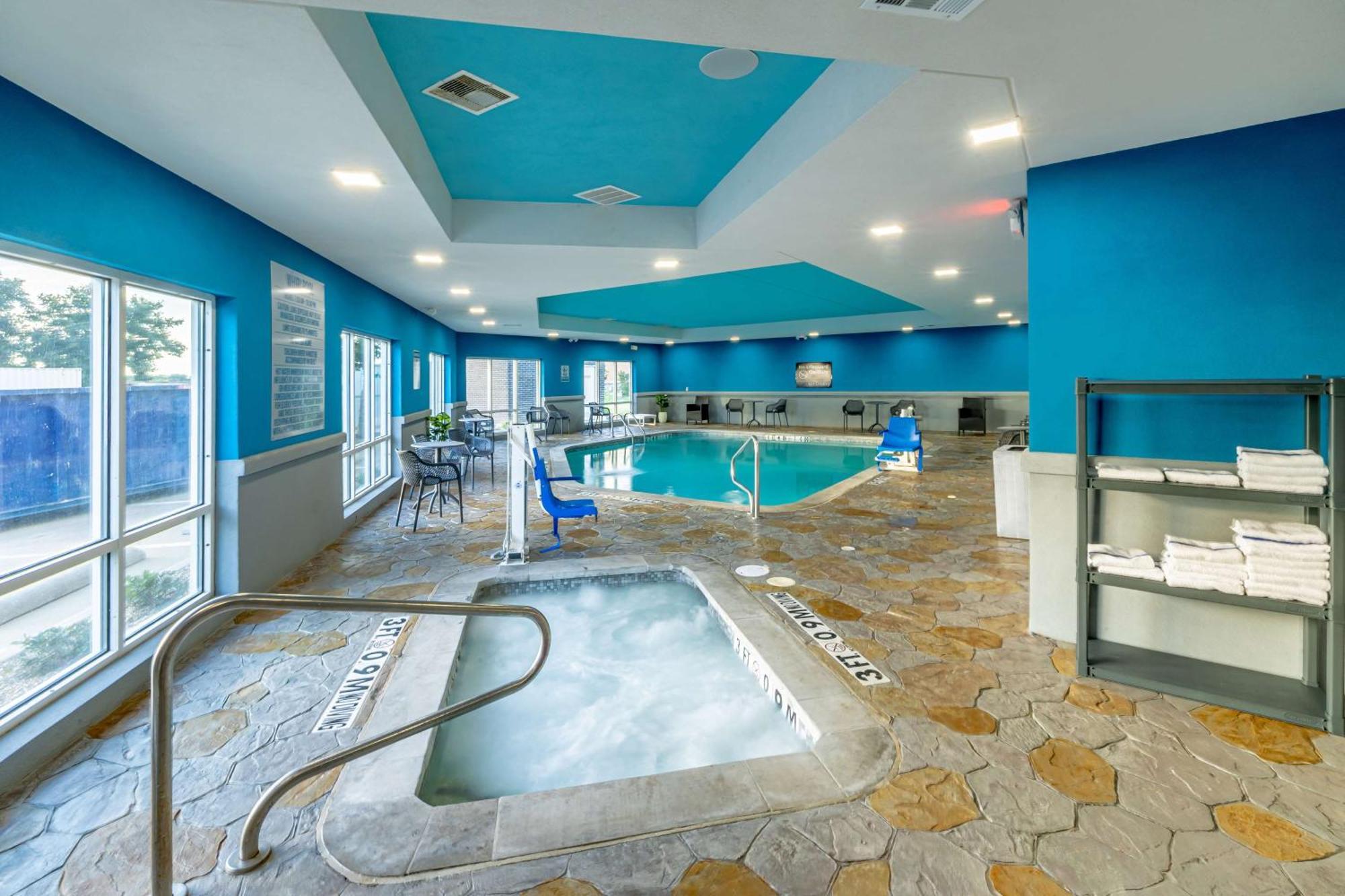 Hotel Hampton &