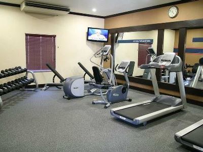 Hotel Hampton & Cleburne