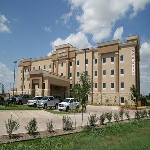 Hotel Hampton & Cleburne